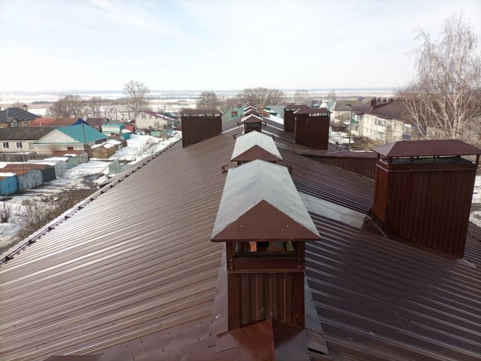 В Ишеевке и Салмановке Ульяновского района капитально отремонтируют крыши двух многоквартирных домов 