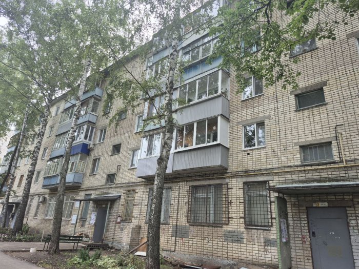 В многоквартирном доме на Пушкинской, 7 меняют все инженерные сети